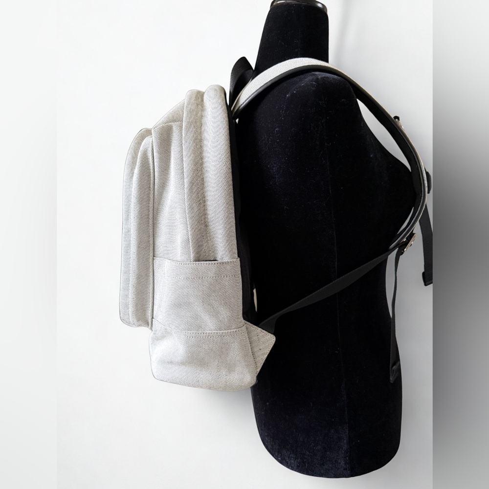 BURBERRY Horseferry Print  Canvas Backpack. Certified Authentic w/ COA. Unisex - Picture 5 of 16